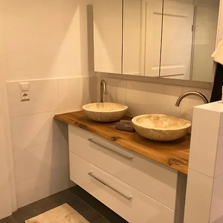 Gemuetliche Ferienwohnung Mit Terrasse Blumberg Extérieur photo