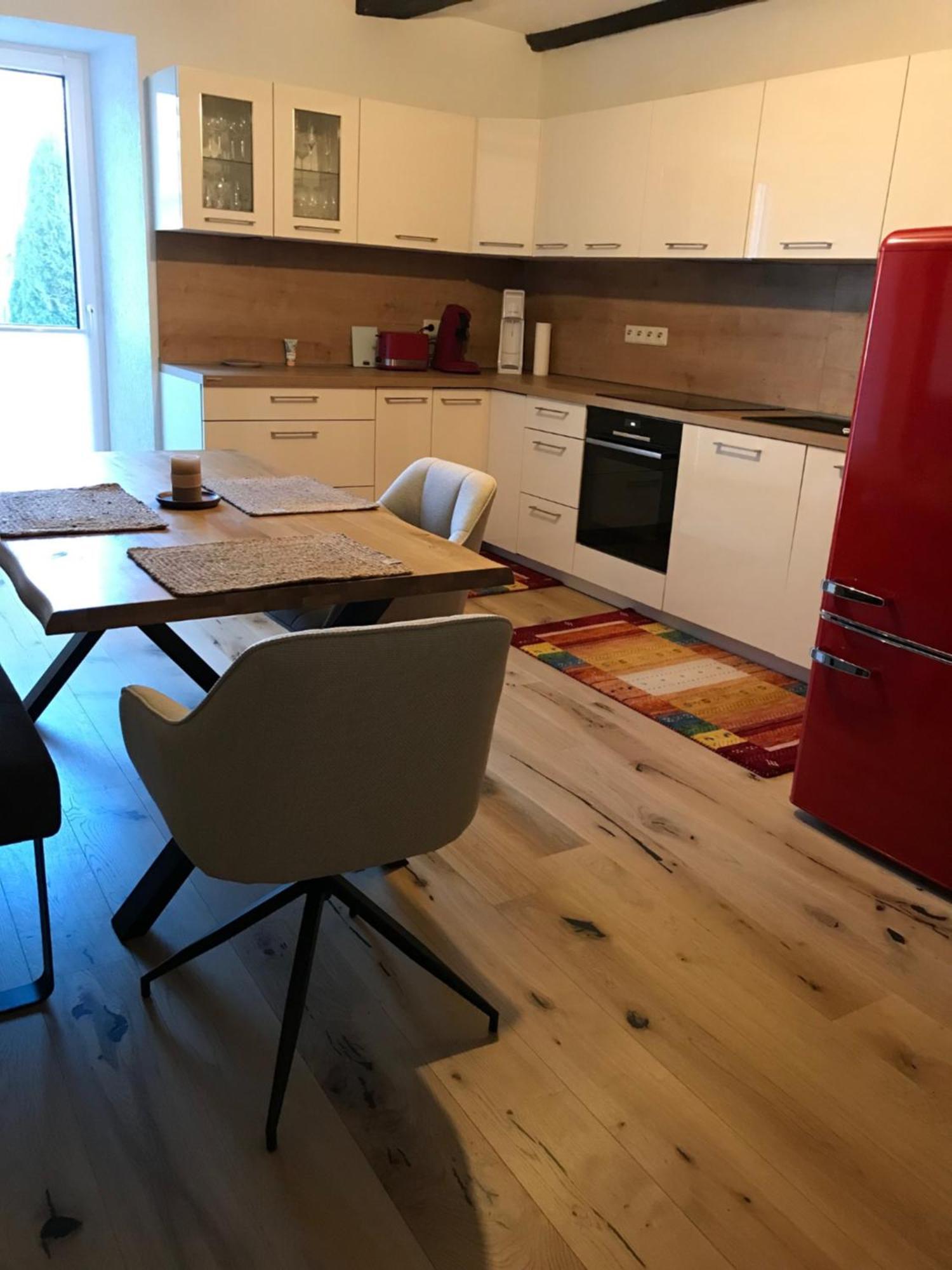 Apartment Gemuetliche Mit Terrasse